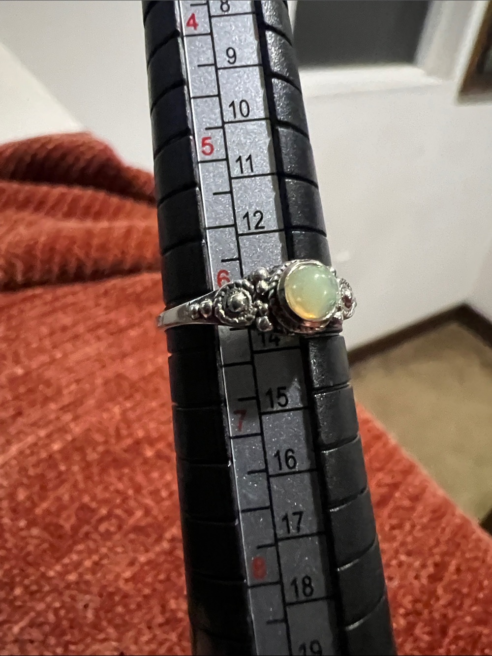 Delicate Opal Cabochon Sterling Silver Ring in Pale Green Size 6 - Picture 9 of 10